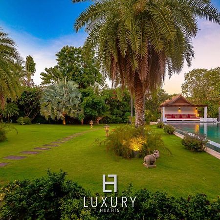 5 Bedroom Bali Style Mansion Wl2 HHQ Extérieur photo
