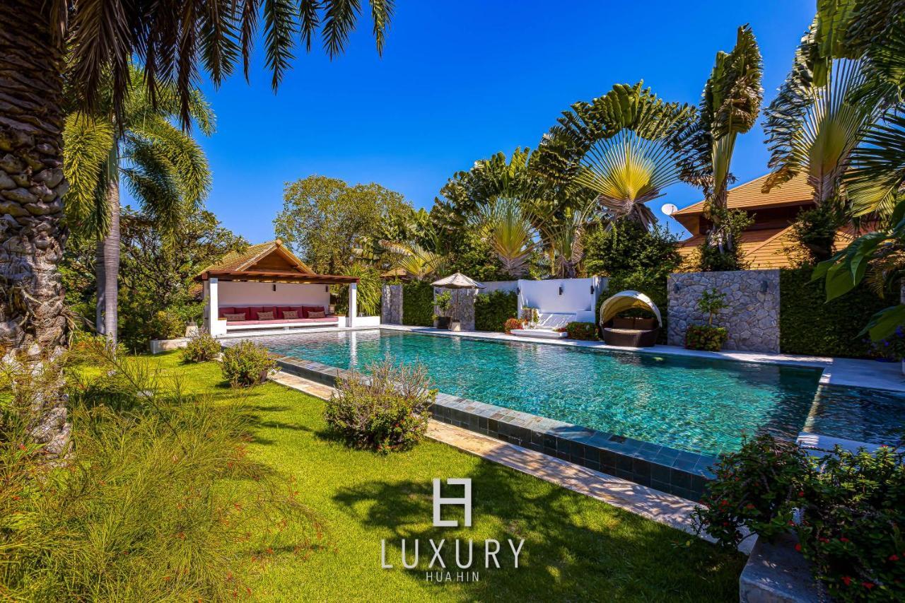 5 Bedroom Bali Style Mansion Wl2 HHQ Extérieur photo