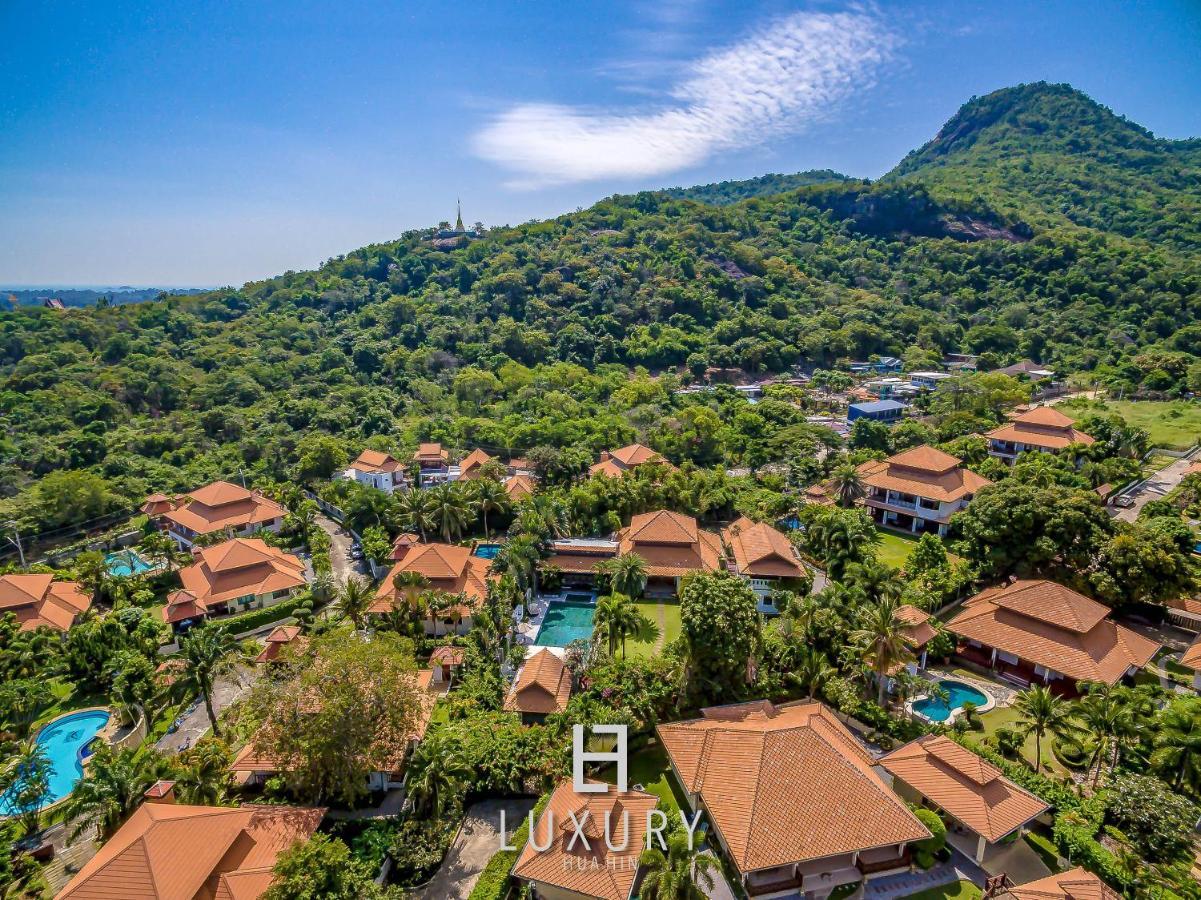 5 Bedroom Bali Style Mansion Wl2 HHQ Extérieur photo