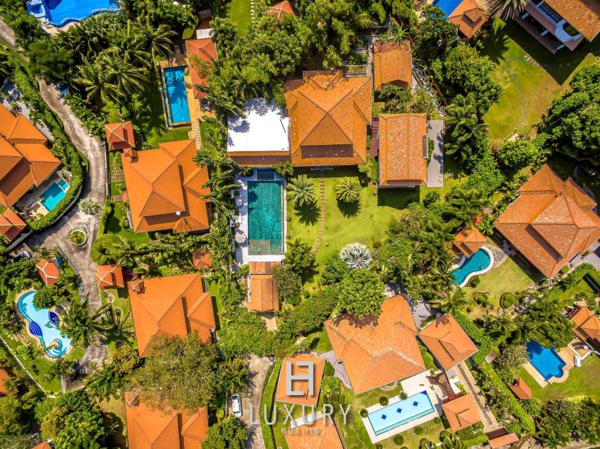 5 Bedroom Bali Style Mansion Wl2 HHQ Extérieur photo