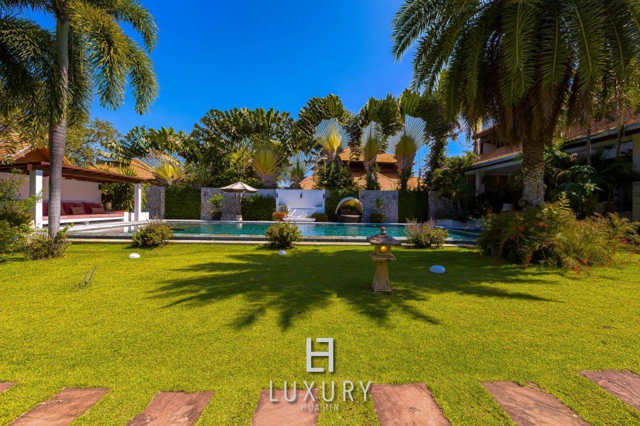 5 Bedroom Bali Style Mansion Wl2 HHQ Extérieur photo