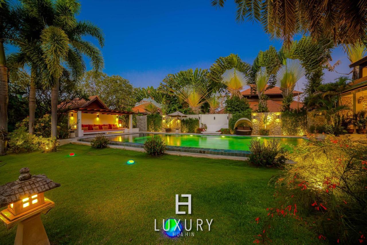 5 Bedroom Bali Style Mansion Wl2 HHQ Extérieur photo