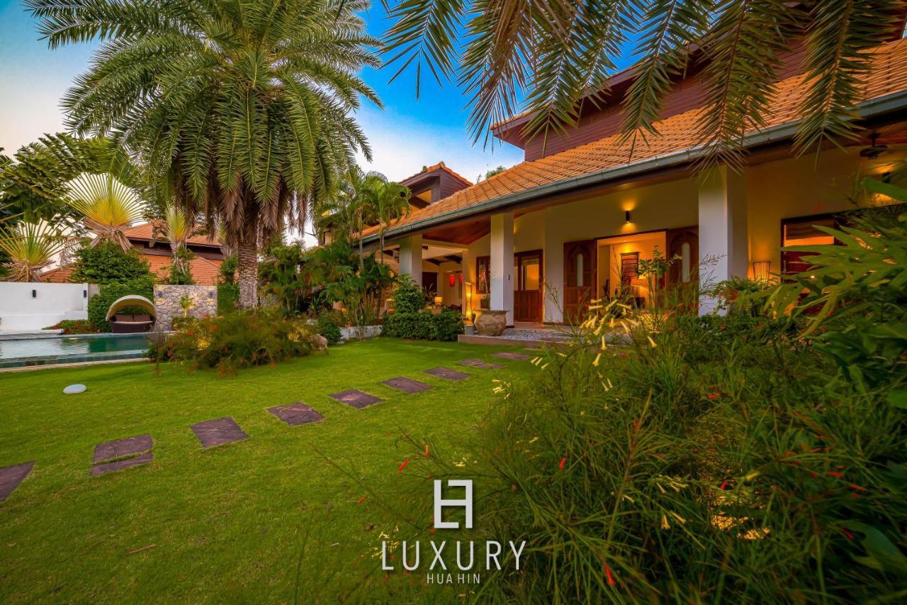5 Bedroom Bali Style Mansion Wl2 HHQ Extérieur photo