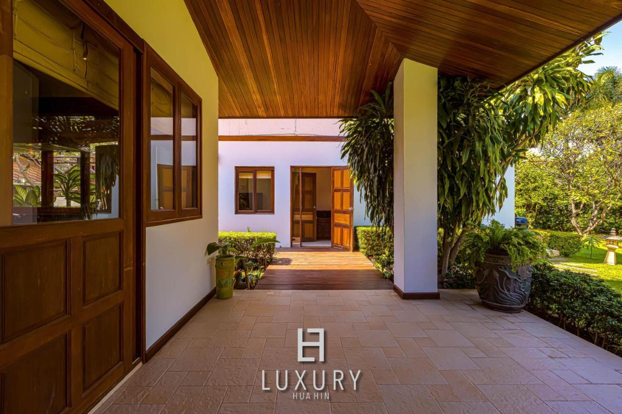 5 Bedroom Bali Style Mansion Wl2 HHQ Extérieur photo