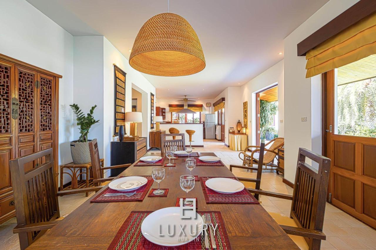 5 Bedroom Bali Style Mansion Wl2 HHQ Extérieur photo