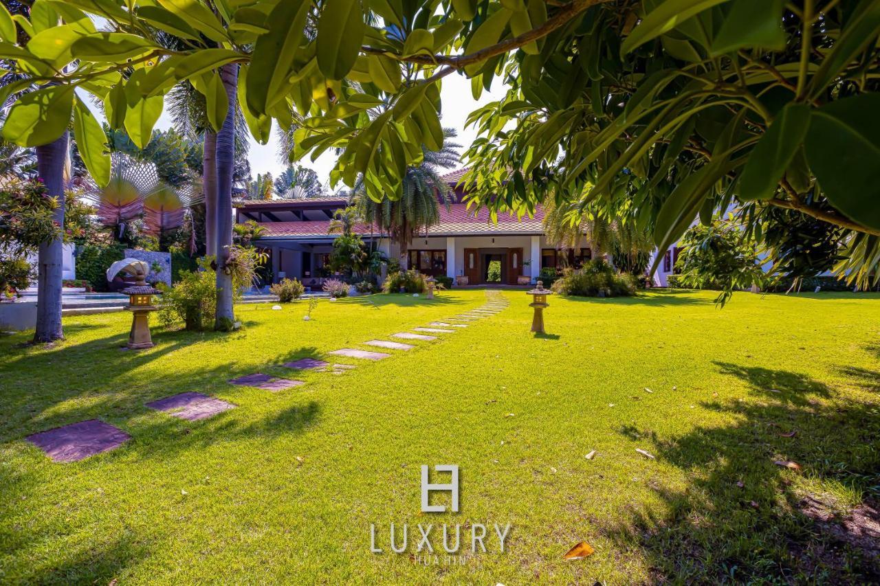 5 Bedroom Bali Style Mansion Wl2 HHQ Extérieur photo