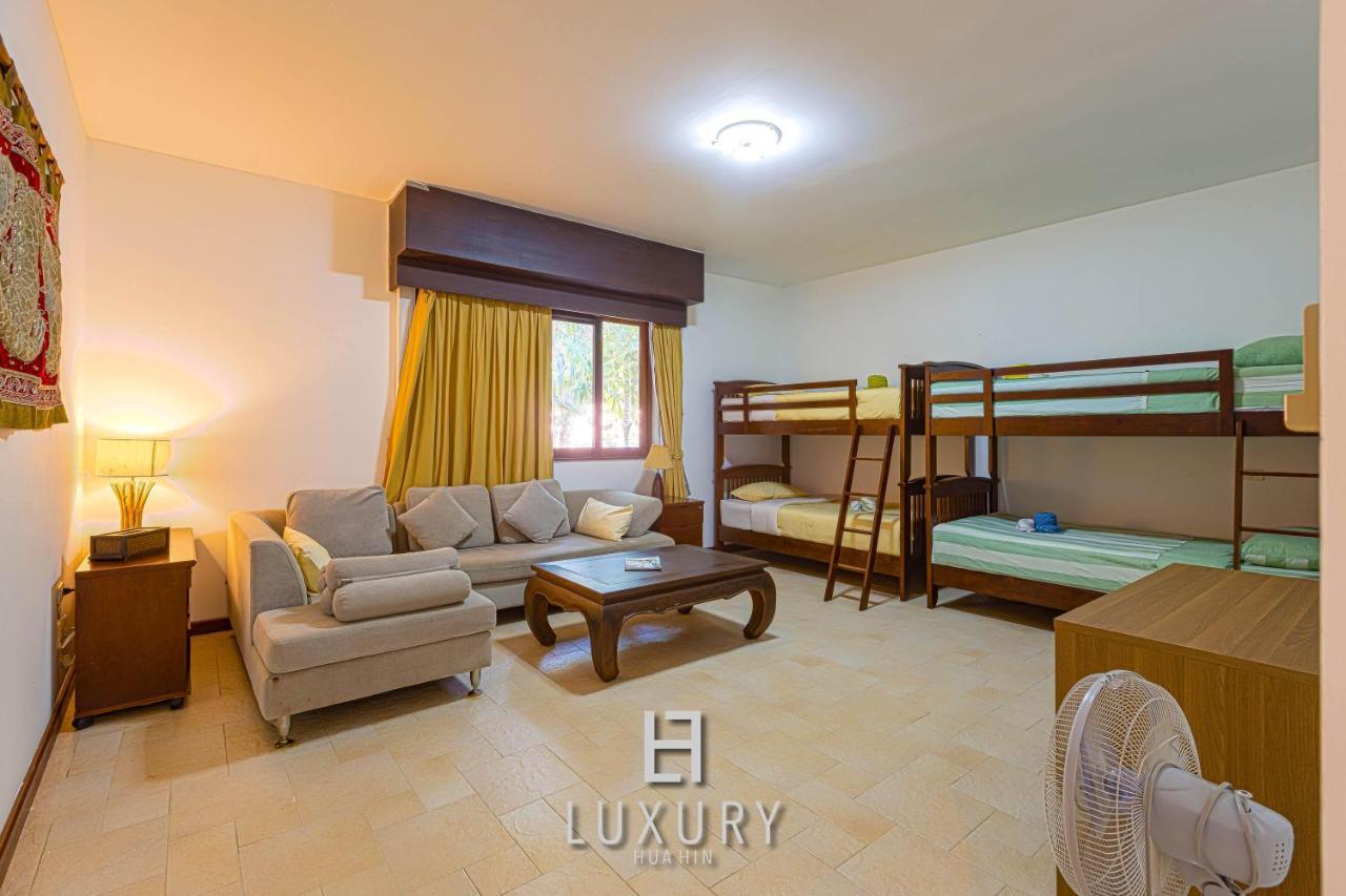 5 Bedroom Bali Style Mansion Wl2 HHQ Extérieur photo