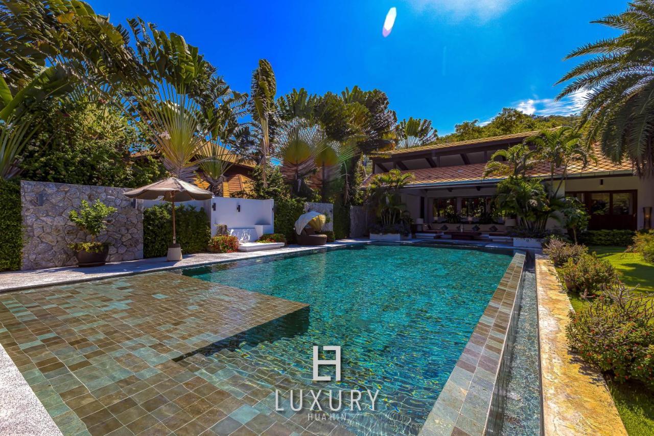5 Bedroom Bali Style Mansion Wl2 HHQ Extérieur photo