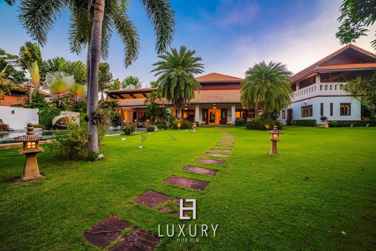 5 Bedroom Bali Style Mansion Wl2 HHQ Extérieur photo