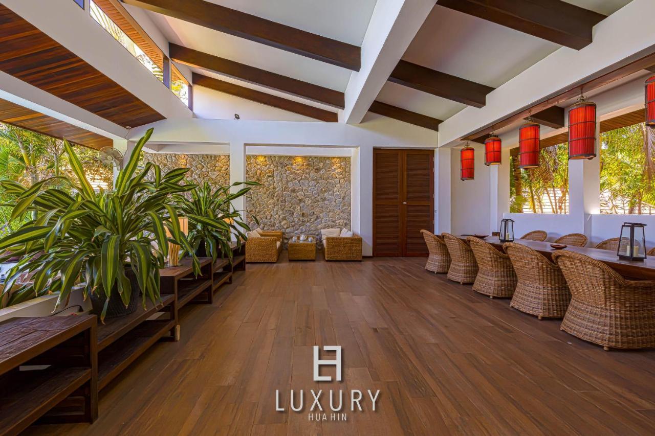 5 Bedroom Bali Style Mansion Wl2 HHQ Extérieur photo